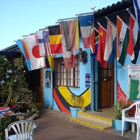 Хостел Jeffreys Bay Backpackers Экстерьер фото