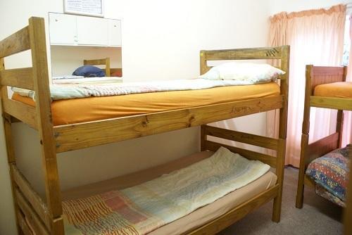 Хостел Jeffreys Bay Backpackers Номер фото